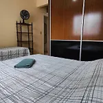 Central Apartment 500 M From The Beach
